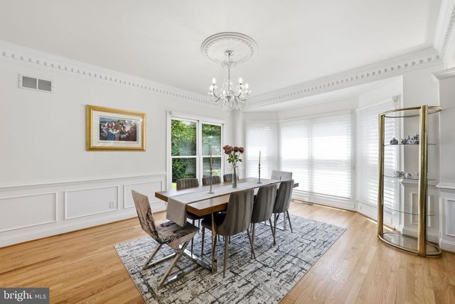 1407 WOODHURST BLVD, Mclean, VA 22102