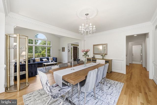 1407 WOODHURST BLVD, Mclean, VA 22102