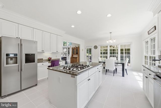 1407 WOODHURST BLVD, Mclean, VA 22102