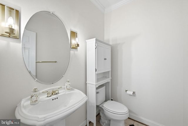 1407 WOODHURST BLVD, Mclean, VA 22102