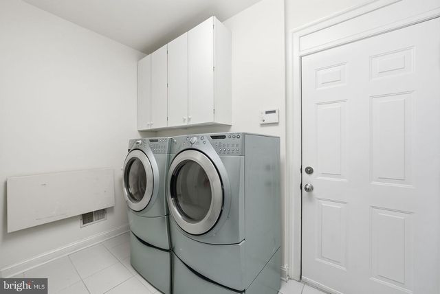 1407 WOODHURST BLVD, Mclean, VA 22102