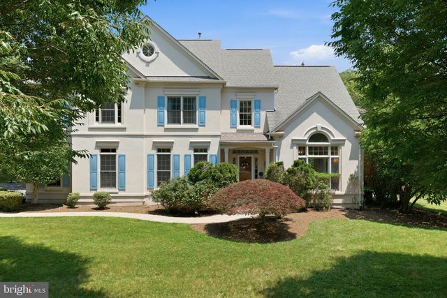 1407 WOODHURST BLVD, Mclean, VA 22102