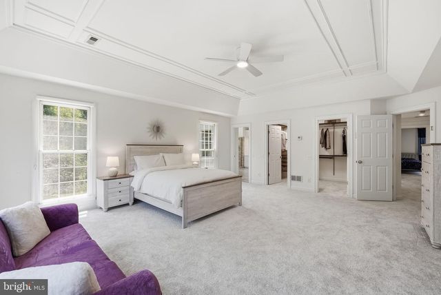 1407 WOODHURST BLVD, Mclean, VA 22102