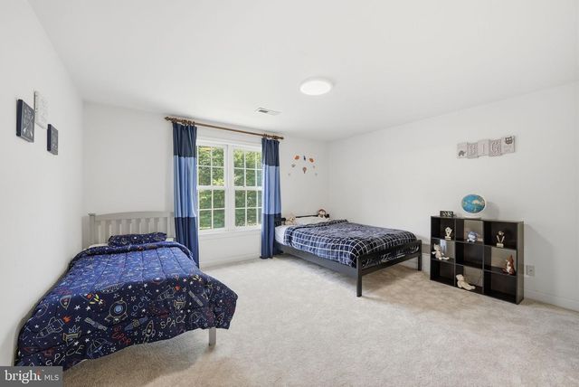 1407 WOODHURST BLVD, Mclean, VA 22102