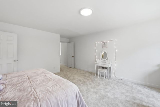 1407 WOODHURST BLVD, Mclean, VA 22102