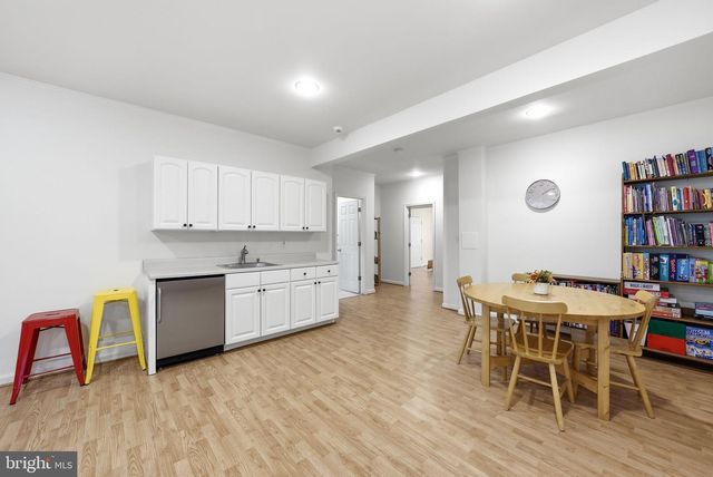 1407 WOODHURST BLVD, Mclean, VA 22102