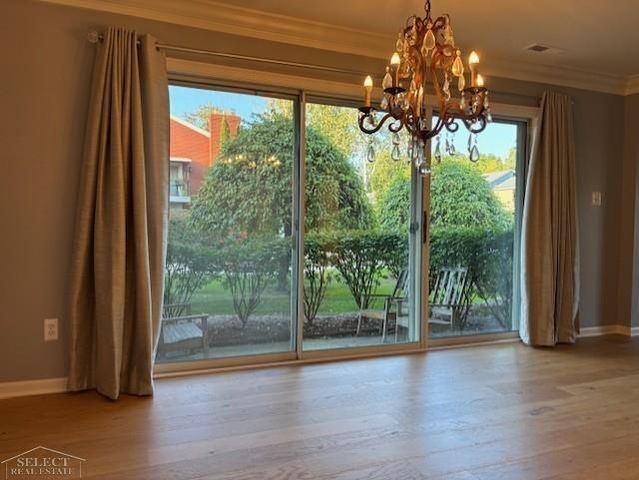 19710 W 13 Mile Road, Beverly Hills, MI 48025