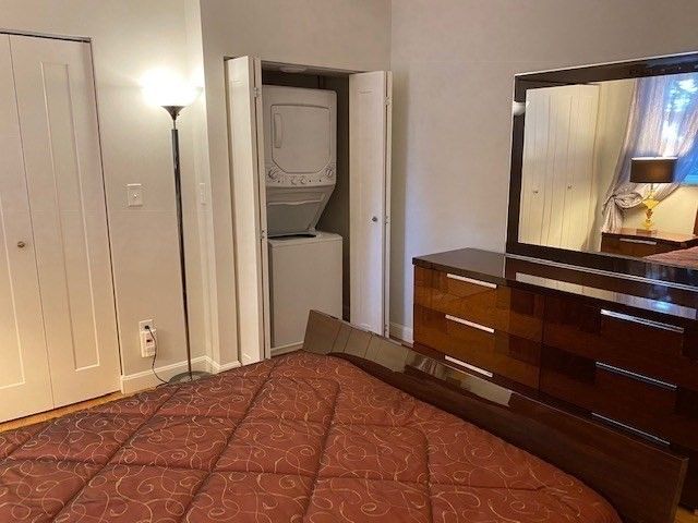 209 Commonwealth Ave 1, Newton, MA 02467
