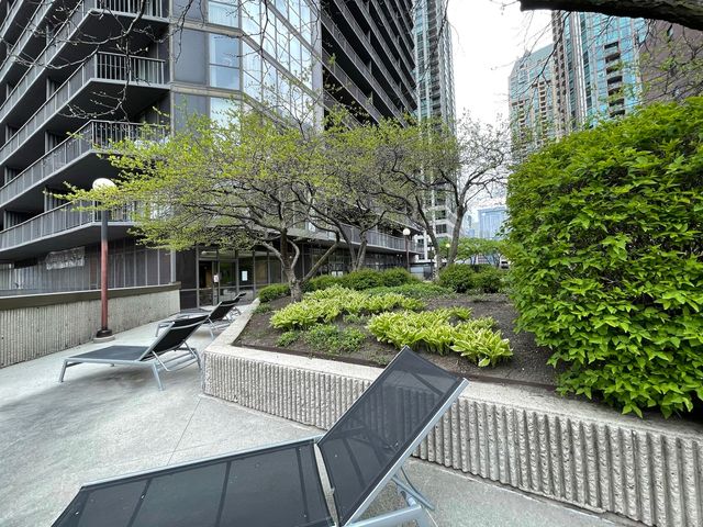 10 E Ontario Street 4708, Chicago, IL 60611