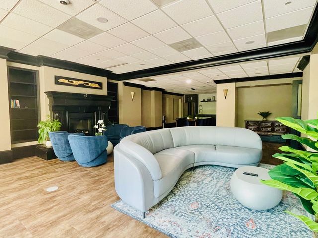 10 E Ontario Street 4708, Chicago, IL 60611