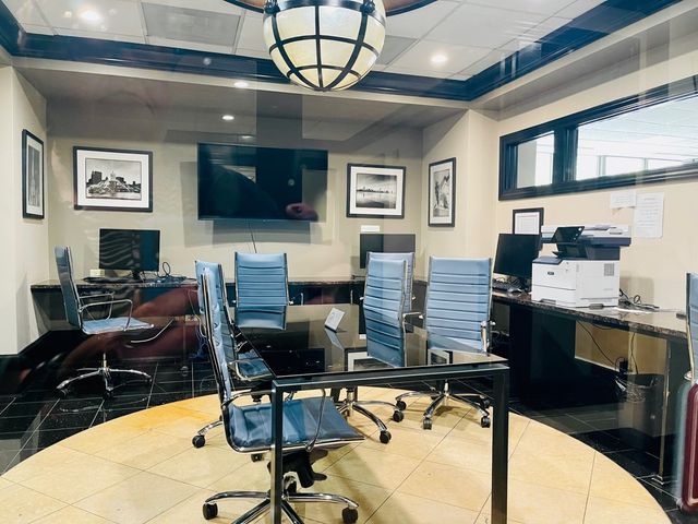 10 E Ontario Street 4708, Chicago, IL 60611