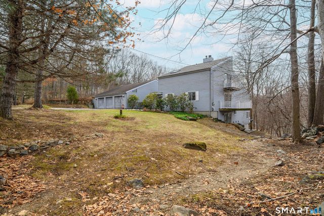 11 Chestnut Hill Road, Sherman, CT 06784