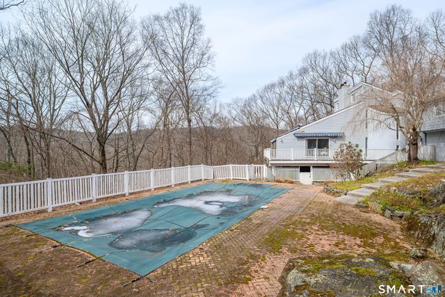 11 Chestnut Hill Road, Sherman, CT 06784