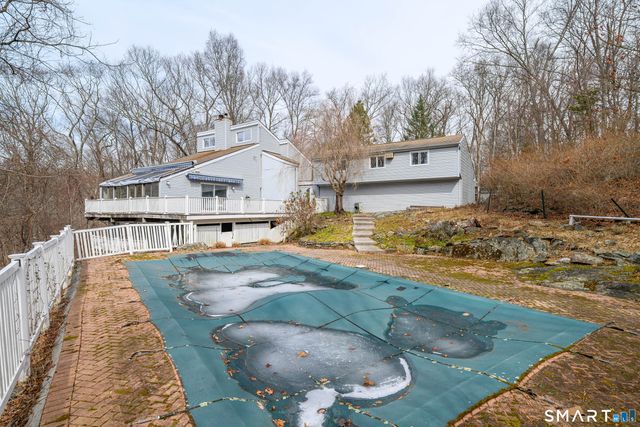 11 Chestnut Hill Road, Sherman, CT 06784