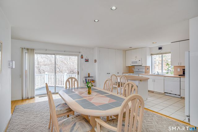 11 Chestnut Hill Road, Sherman, CT 06784