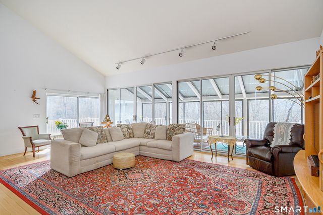 11 Chestnut Hill Road, Sherman, CT 06784