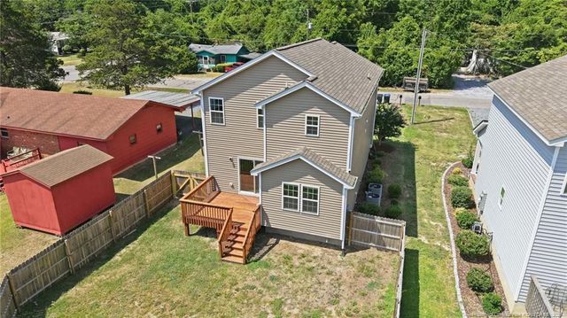 935 W Illinois Avenue, Southern Pines, NC 28387