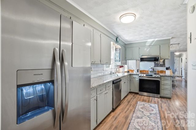 2985 E Nc 10 Highway, Conover, NC 28613