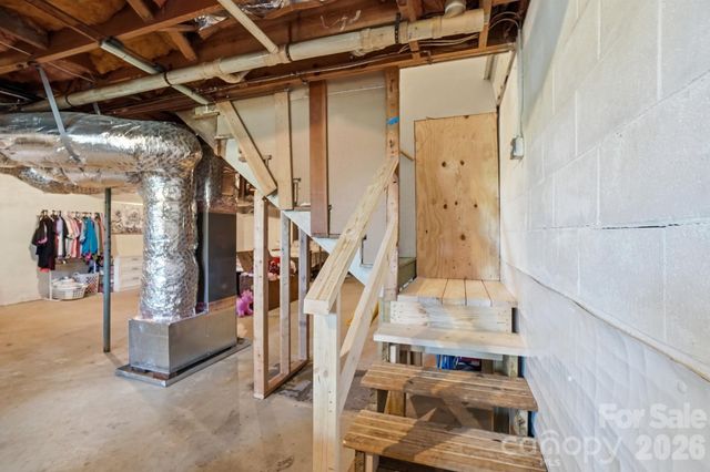 2985 E Nc 10 Highway, Conover, NC 28613