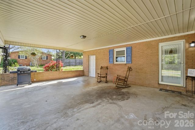 2985 E Nc 10 Highway, Conover, NC 28613