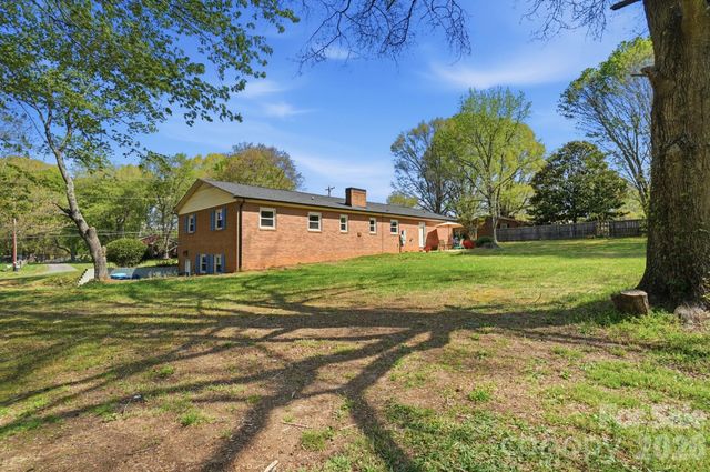 2985 E Nc 10 Highway, Conover, NC 28613