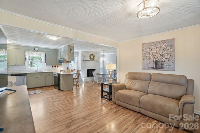 2985 E Nc 10 Highway, Conover, NC 28613