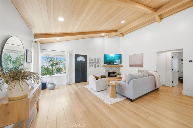 27232 Principe, Mission Viejo, CA 92692