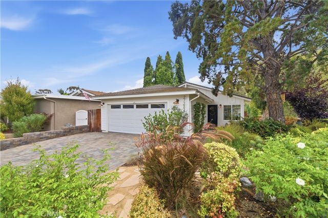 27232 Principe, Mission Viejo, CA 92692