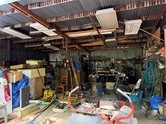 309 County Road Se 4330, Winnsboro, TX 75494