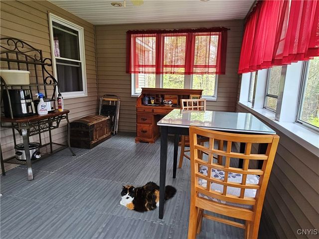 931 County Route 10, Schroeppel, NY 13132
