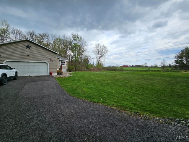 931 County Route 10, Schroeppel, NY 13132