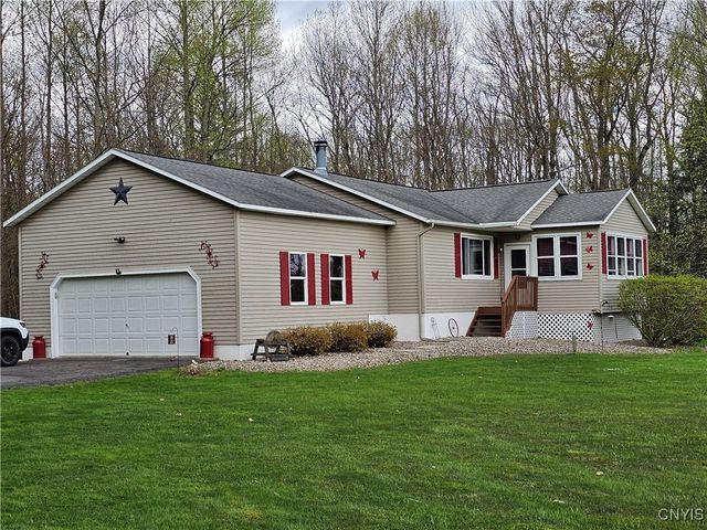 931 County Route 10, Schroeppel, NY 13132