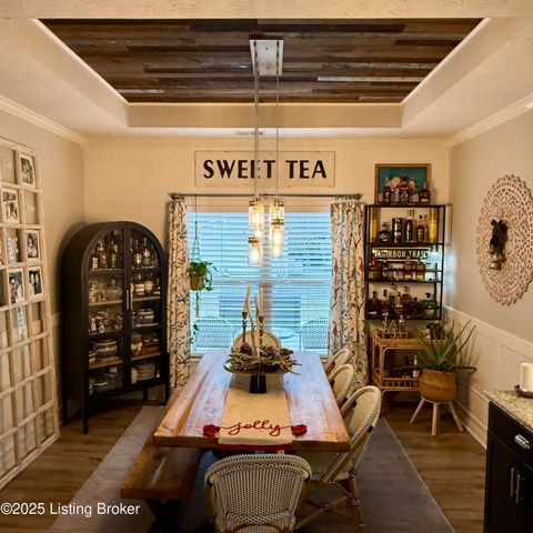 118 Shirley Blvd, Vine Grove, KY 40175