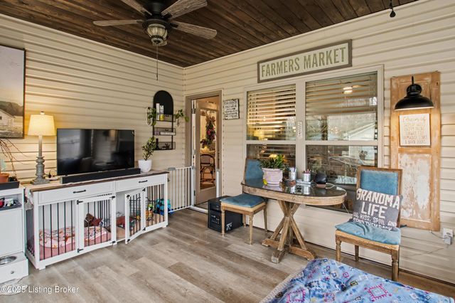 118 Shirley Blvd, Vine Grove, KY 40175