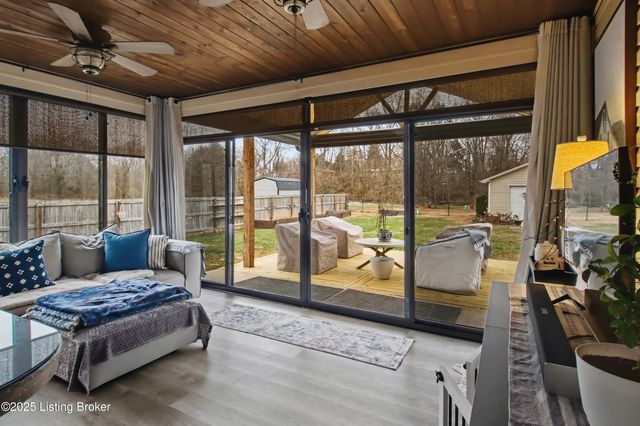 118 Shirley Blvd, Vine Grove, KY 40175