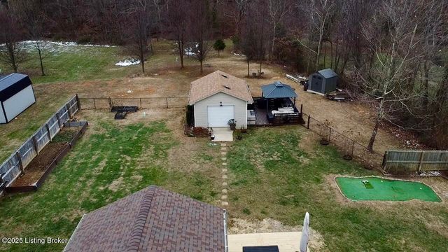 118 Shirley Blvd, Vine Grove, KY 40175