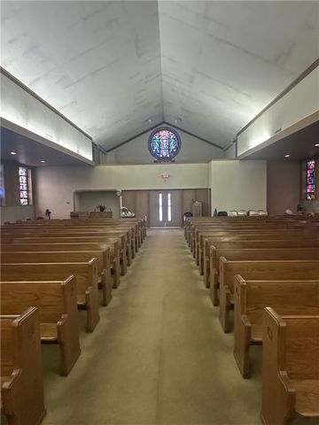 2540 Woodstock Avenue, Swissvale, PA 15218