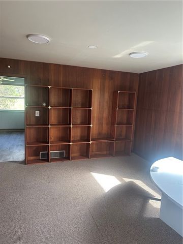 2540 Woodstock Avenue, Swissvale, PA 15218