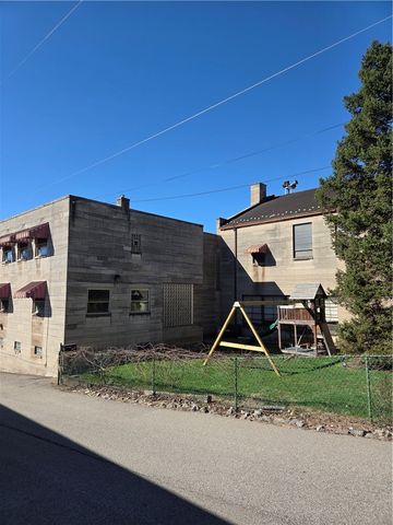 2540 Woodstock Avenue, Swissvale, PA 15218