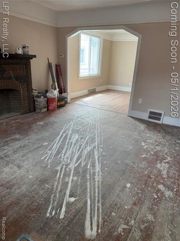 2624 10th Street, Wyandotte, MI 48192
