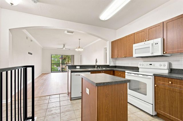 2151 CHIANTI PLACE 12-122, Palm Harbor, FL 34683