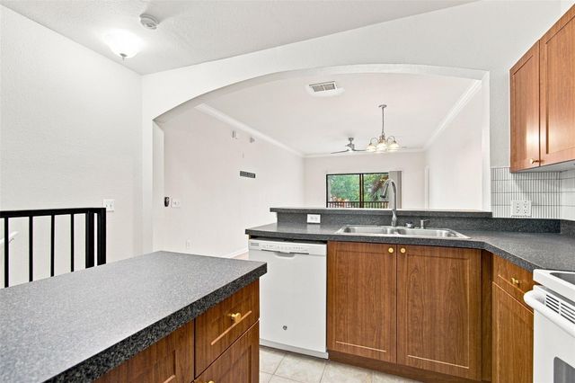 2151 CHIANTI PLACE 12-122, Palm Harbor, FL 34683