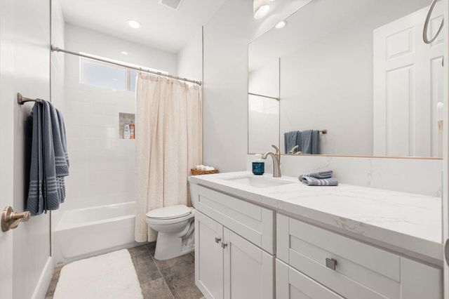 74370 Goleta Avenue, Palm Desert, CA 92260