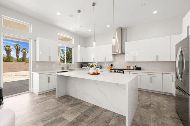 74370 Goleta Avenue, Palm Desert, CA 92260