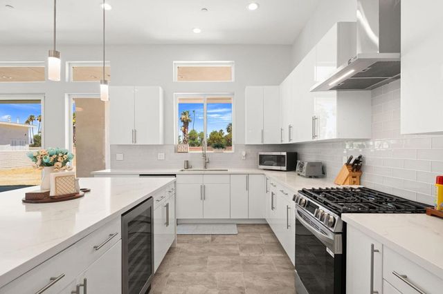 74370 Goleta Avenue, Palm Desert, CA 92260
