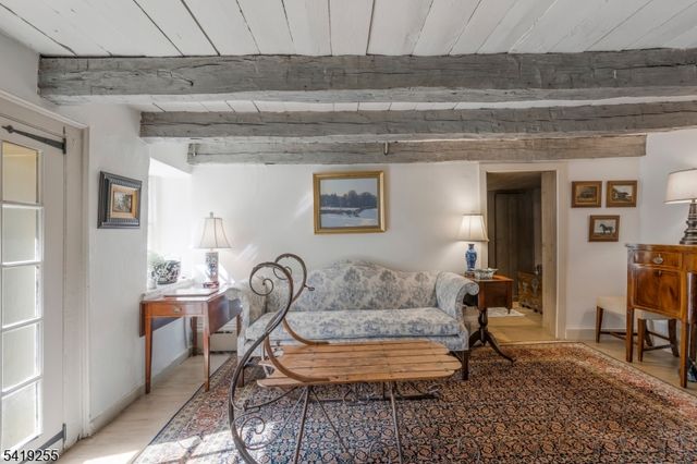 34 Water St, Tewksbury Twp., NJ 08833