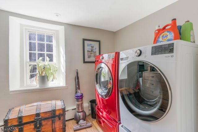 34 Water St, Tewksbury Twp., NJ 08833