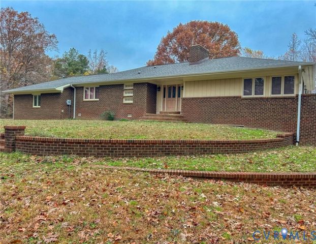 20787 The Trl, Little Plymouth, VA 23091