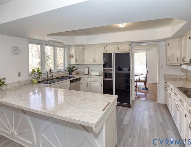 20787 The Trl, Little Plymouth, VA 23091