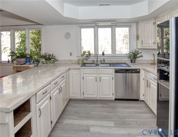 20787 The Trl, Little Plymouth, VA 23091